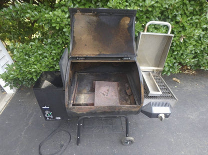 Outdoor BBQ Grill